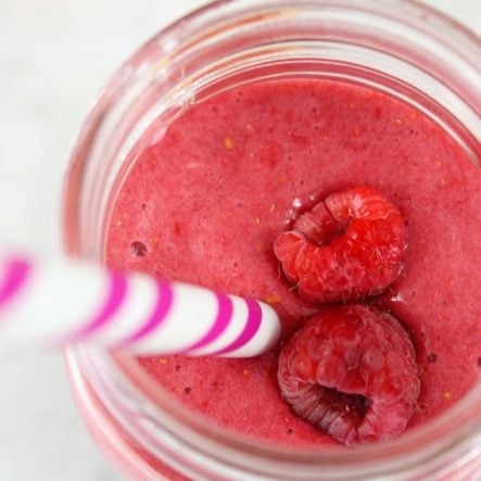 Berry Grapefruit Pre-Workout Paleo Smoothie