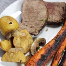 Instant Pot Round Roast and Veggies: A Complete Meal in 30 Minutes