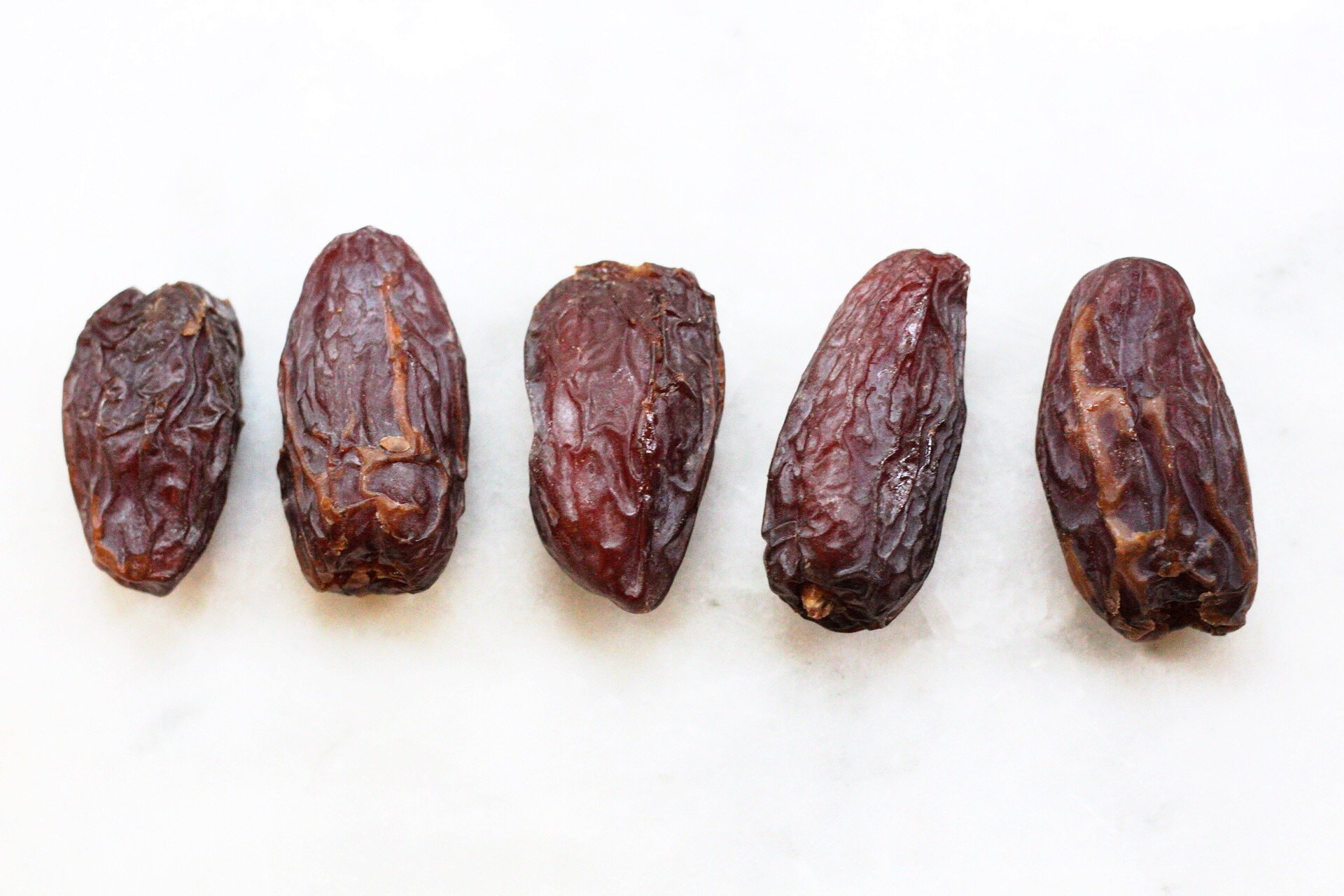 how to use dates instead of sugar