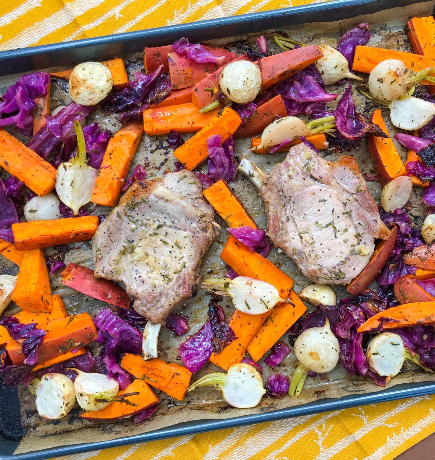 whole30 sheet pan pork