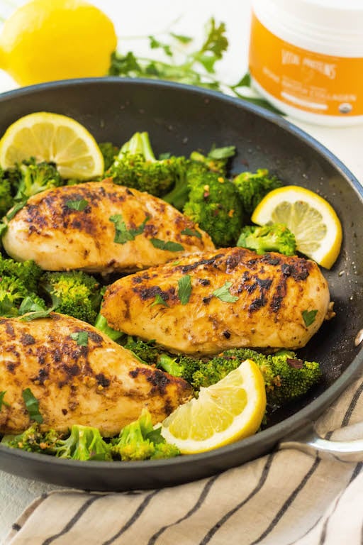 This Whole30 lemon chicken skillet with broccoli is my favorite quick 30 minute meal. Skillets are perfect for easy one pan meals that don't take all night and have easy clean up. The lemon in this Whole30 and Paleo recipe makes it light and refreshing and just adds a ton of flavor. #whole30chicken #whole30skillet #whole30onepanmeal