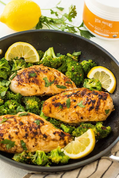 This Whole30 lemon chicken skillet with broccoli is my favorite quick 30 minute meal. Skillets are perfect for easy one pan meals that don't take all night and have easy clean up. The lemon in this Whole30 and Paleo recipe makes it light and refreshing and just adds a ton of flavor. #whole30chicken #whole30skillet #whole30onepanmeal