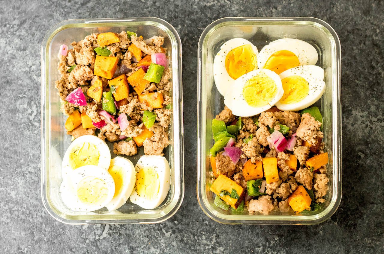 This Whole30 turkey breakfast skillet is a quick and easy, family friendly egg free breakfast. It's perfect for meal prep,  and you can always add an egg to it! It's filling and hearty, and full of flavorful veggies and spices. One pan meals are the way to go for fast meal prepping, and this Whole30 breakfast skillet is the ticket to an easy morning! #whole30breakfast #whole30breakfastskillet #paleobreakfast #whole30turkeyrecipes