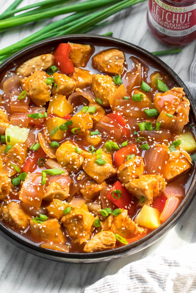 Whole30 instant pot sweet and sour chicken is so easy and so quick to make. It's completely Paleo, sugar free, gluten free, and made in less 30 minutes. The simplicity of this recipe makes it perfect for a weeknight meal that's family friendly, or for Whole30 meal prep. #whole30instantpot #instantpotsweetandsour #sweetandsourchicken #whole30chicken #paleoinstantpot