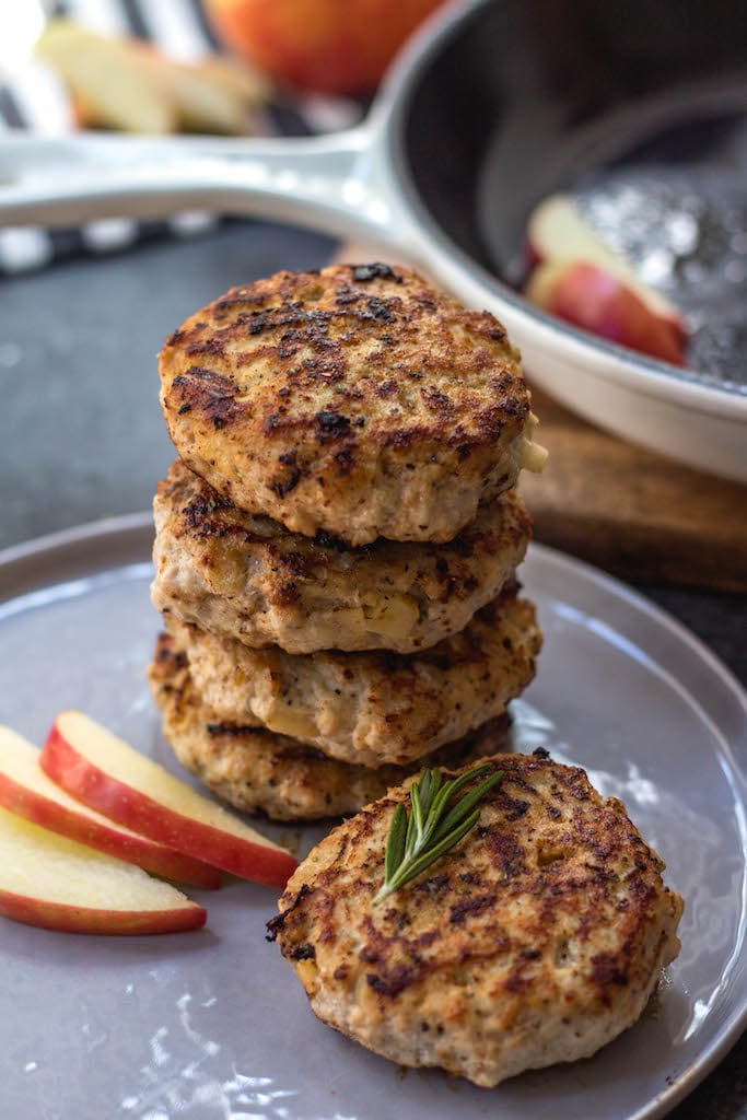 These Whole30 homemade chicken apple sausages are paleo, gluten-free, dairy-free and freezer friendly. With just a few simple ingredients you can make your own chicken and apple breakfast sausages at home and make meal prep easy! These take under 20 minutes to prepare and they are a perfect family friendly Whole30 recipe that everyone will enjoy. #whole30breakfast #paleobreakfast #whole30sausage #whole30chickensausage #homemadesausage #whole30breakfast