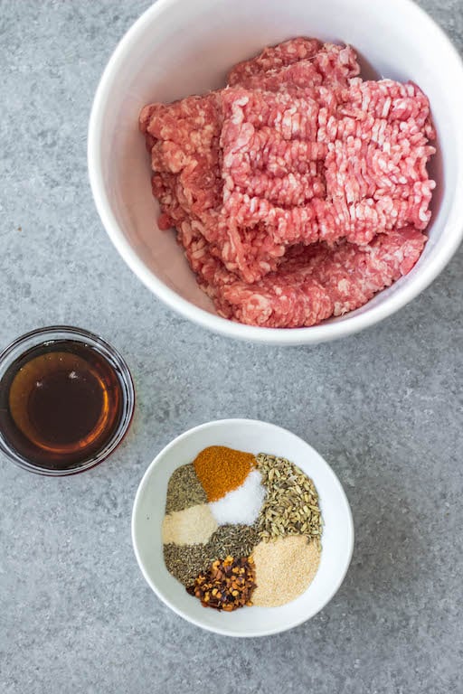 homemade maple breakfast sausage ingredients