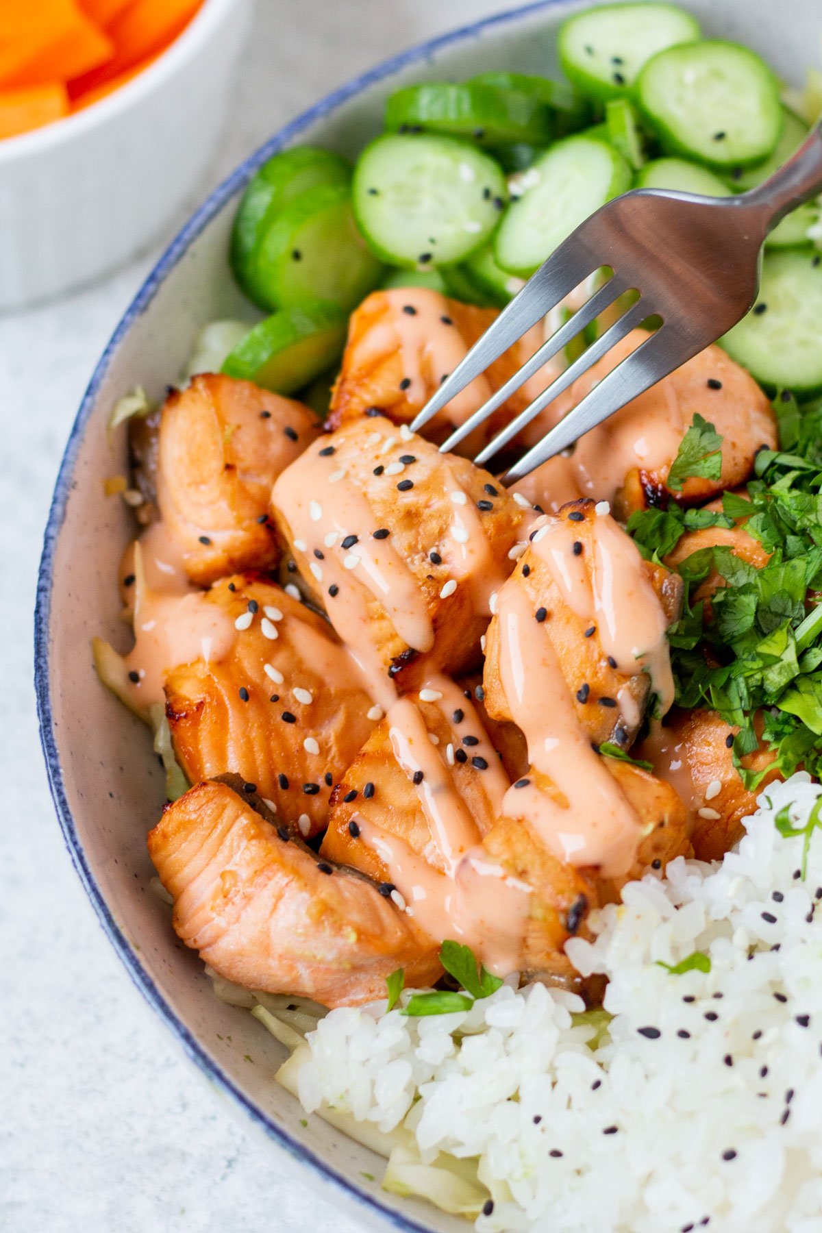 spicy-salmon-bowl