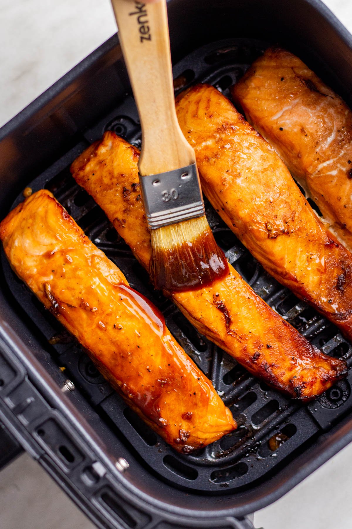 air-fryer-teriyaki-salmon-cooking-process