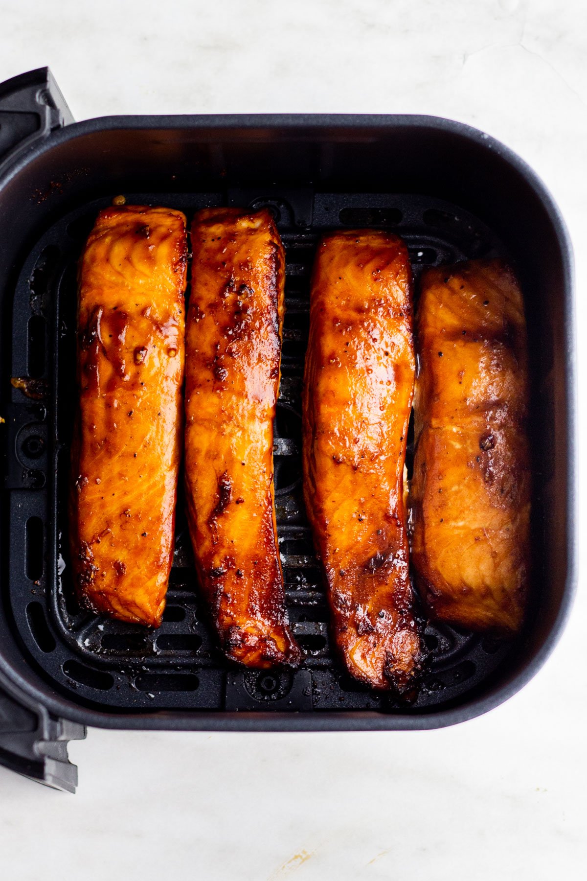 air-fryer-teriyaki-salmon-cooking-process