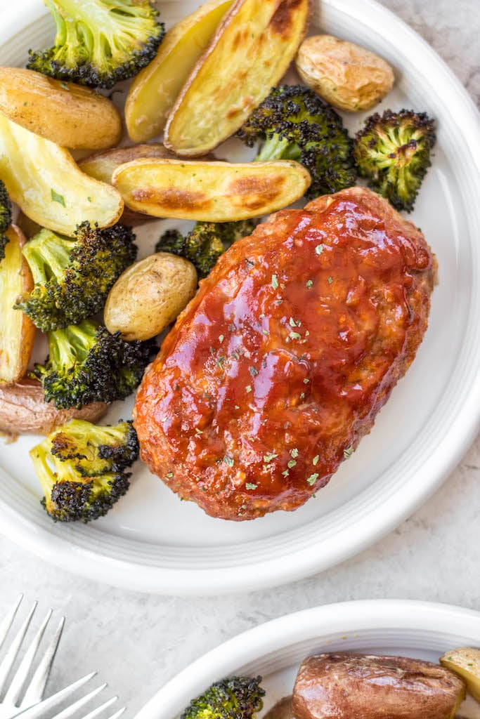 sheet-pan-mini-meatloaf